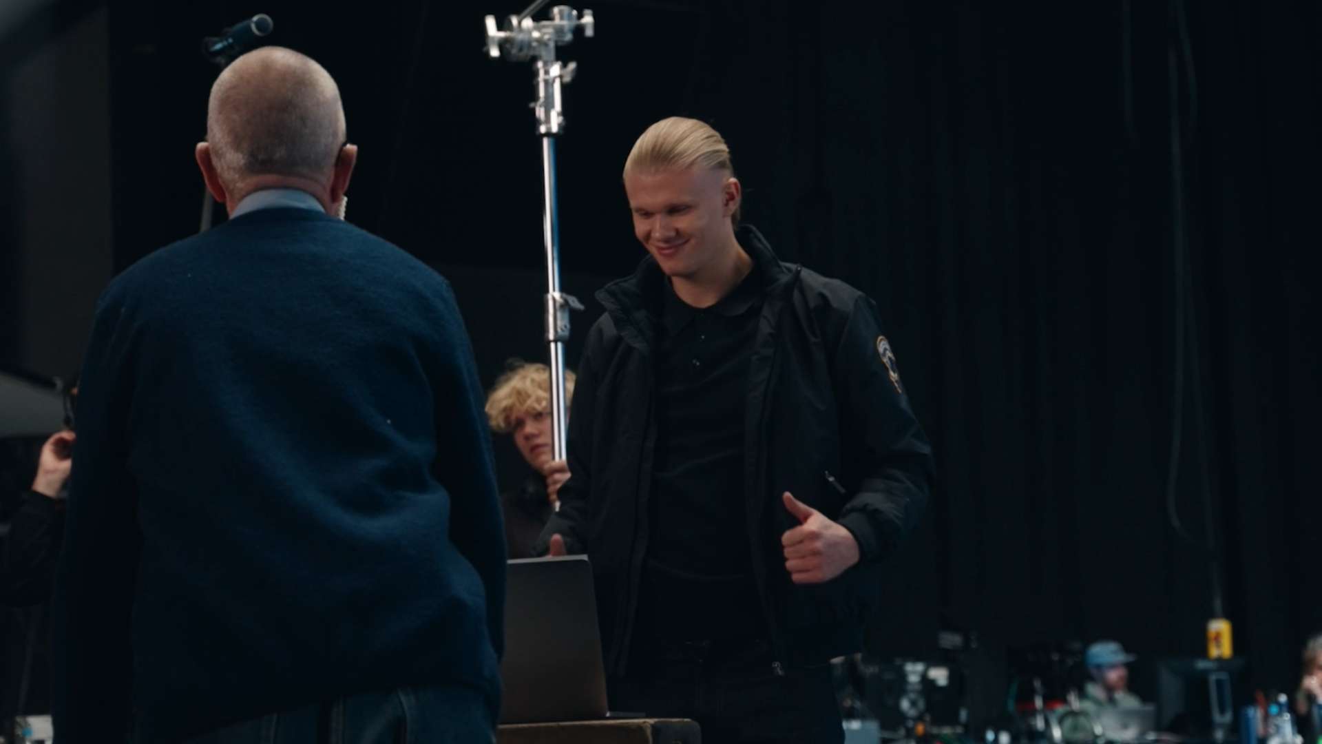 采取适当的 采取适当的